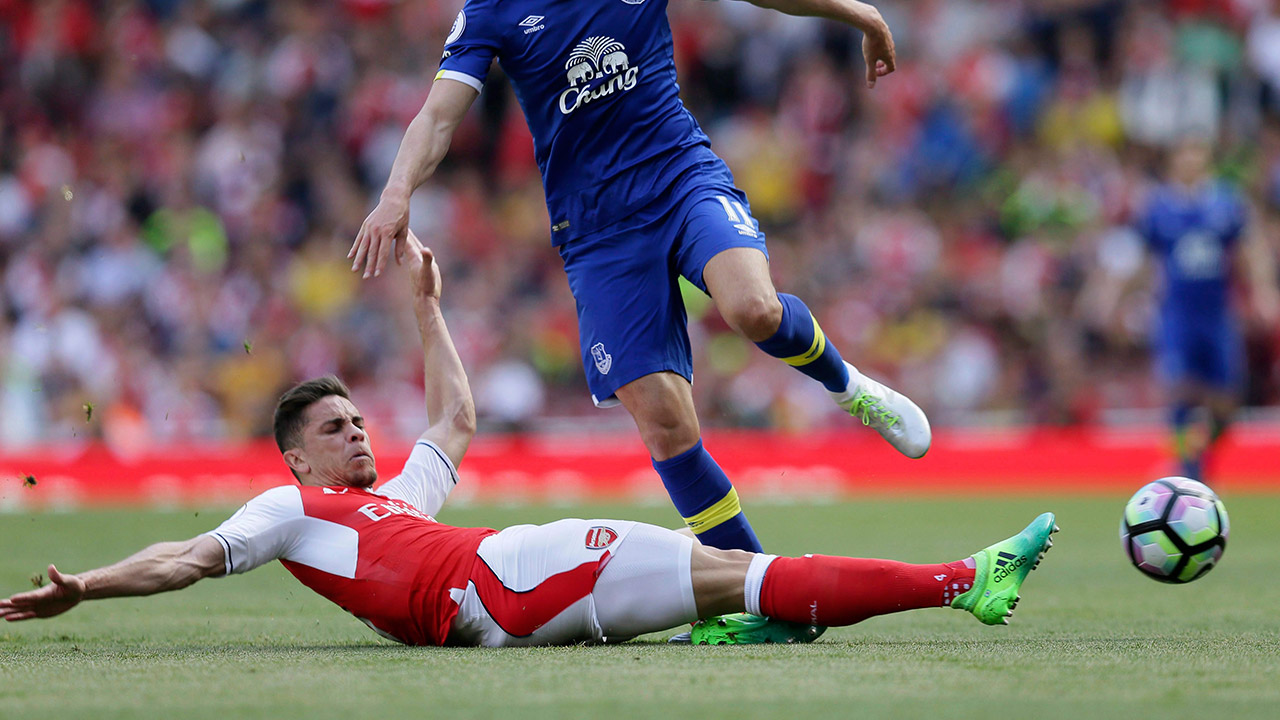 Arsenal's-Gabriel-Paulista,-,-competes-for-the-ball.-(Tim-Ireland/AP)
