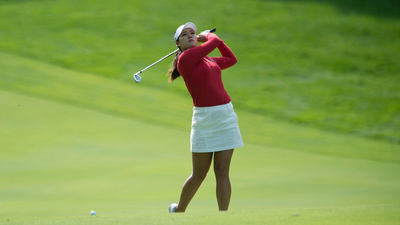 In-Gee-Chun-watches-her-approach-shot.-(Adrian-Wyld/AP)