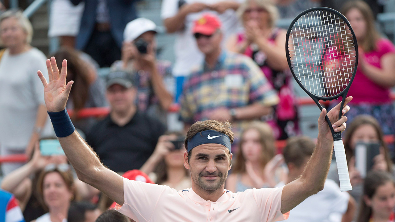 Roger-Federer-of-Switzerland-celebrates-his-victory-over-David-Ferrer.-(Paul-Chiasson/AP)