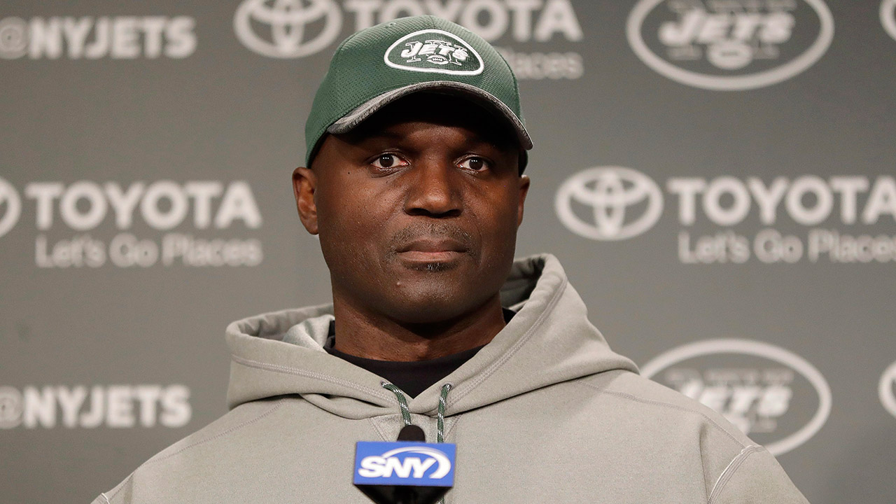 New-York-Jets-head-coach-Todd-Bowles-speaks-to-reporters.-(Julio-Cortez/AP)