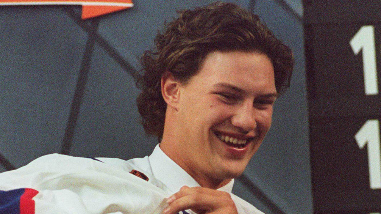 Shane-Doan-after-being-drafted-by-the-Winnipeg-Jets-in-1995.-(Chuck-Stoody/CP)