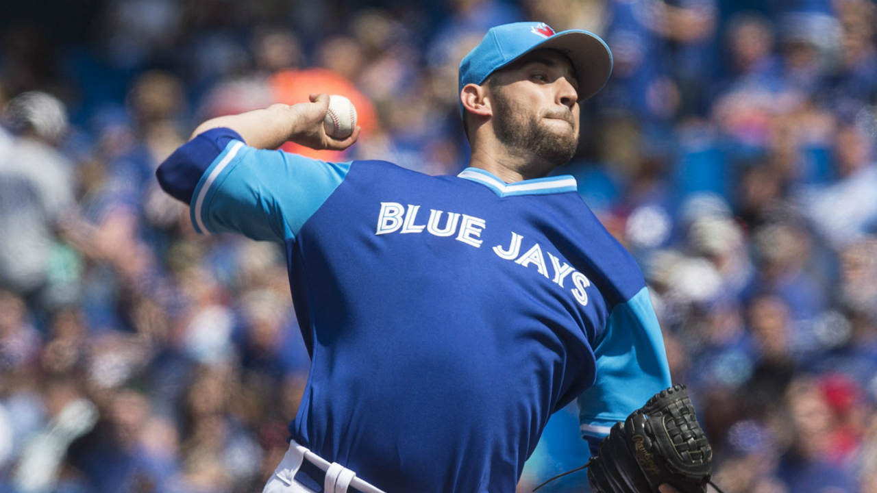 Toronto-Blue-Jays-starting-pitcher-Marco-Estrada-works-against-Minnesota-Twins-during-first-inning-American-League-MLB-baseball-action-in-Toronto-on-Saturday,-August-26-2017.-(Chris-Young/CP)