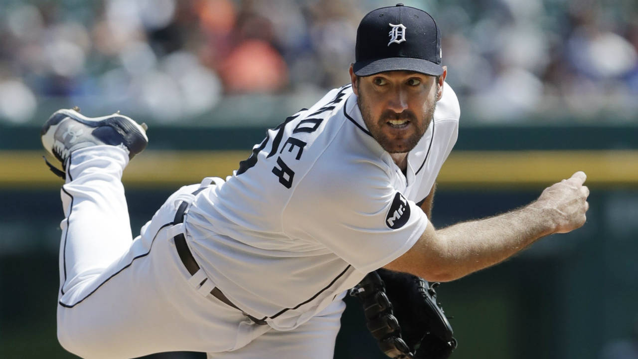 Detroit-Tigers-starting-pitcher-Justin-Verlander-throws-during-the-fifth-inning-of-a-baseball-game-against-the-Los-Angeles-Dodgers,-Sunday,-Aug.-20,-2017,-in-Detroit.-(Carlos-Osorio/AP)