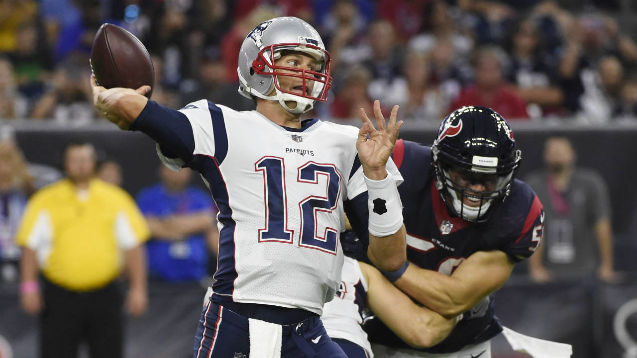 New-England-Patriots-quarterback-Tom-Brady-(12)-throws-against-the-Houston-Texans-during-the-first-half-of-an-NFL-football-pre-season-game-Saturday,-Aug.-19,-2017,-in-Houston.-(Eric-Christian-Smith/AP)