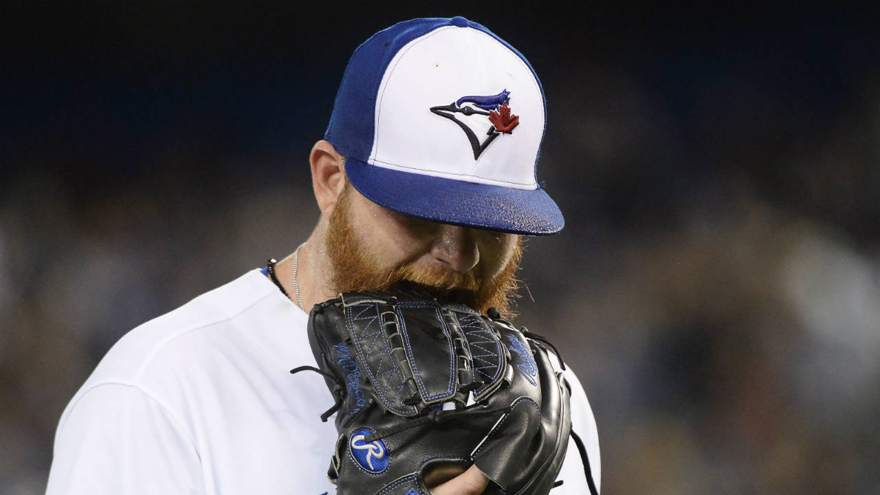 Brett-Anderson's-palate-cleanser-before-moving-on-to-his-hat.-(Nathan-Denette/CP)