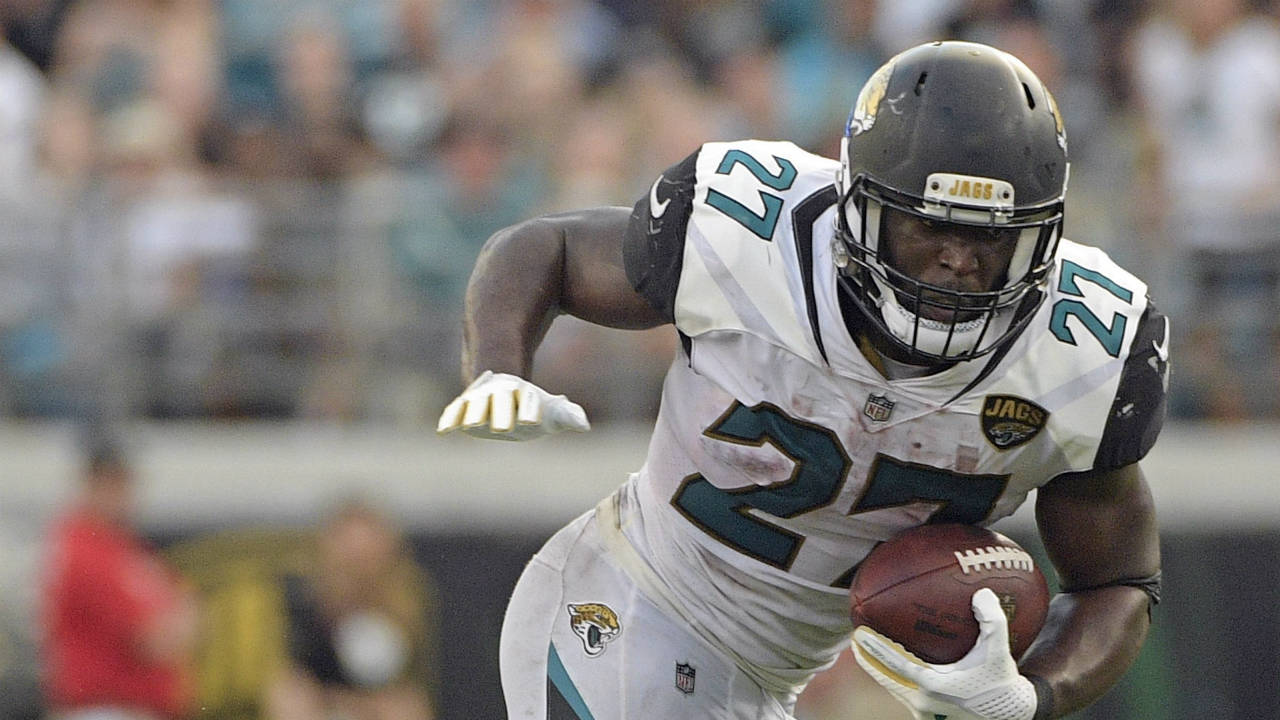 Los-Angeles-Rams-linebacker-Samson-Ebukam-(50)-stops-Jacksonville-Jaguars-running-back-Leonard-Fournette-(27)-after-a-short-gain-during-the-second-half-of-an-NFL-football-game,-Sunday,-Oct.-15,-2017,-in-Jacksonville,-Fla.-Los-Angeles-won-27-17.-(Phelan-M.-Ebenhack/AP)