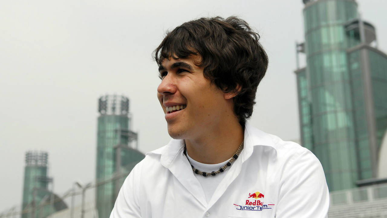Robert-Wickens-sits-trackside-following-a-press-conference-for-the-Grand-Prix-in-Toronto,-Thursday,-July-5,-2007.-(Aaron-Harris/CP)