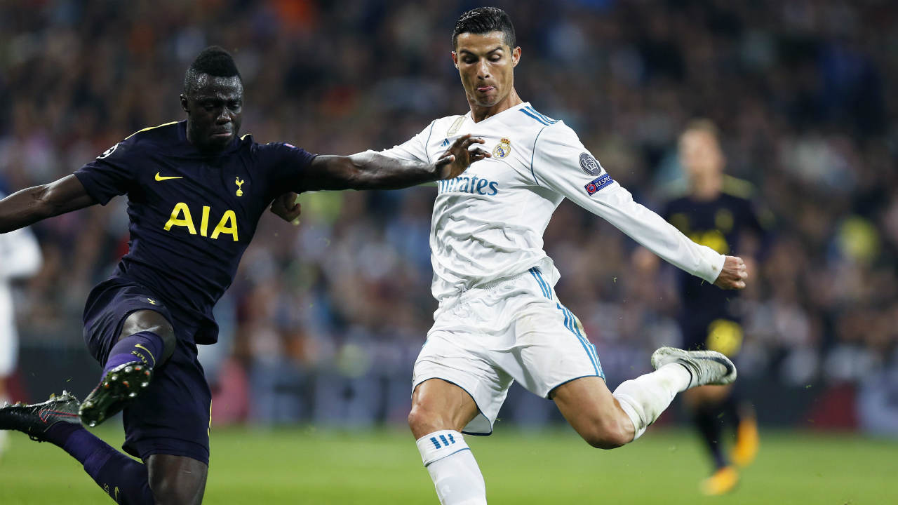 Real-Madrid's-Cristiano-Ronaldo,-right,-tries-to-score-next-to-Tottenham's-Toby-Alderweireld-during-a-Group-H-Champions-League-soccer-match-between-Real-Madrid-and-Tottenham-Hotspur-at-the-Santiago-Bernabeu-stadium-in-Madrid,-Tuesday,-Oct.-17,-2017.-(Francisco-Seco/AP)