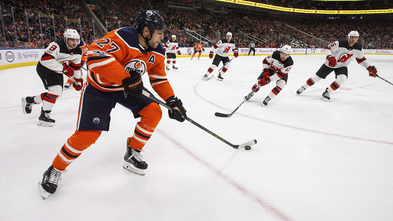 Oilers outmuscle Devils in attempt to push their way to the top