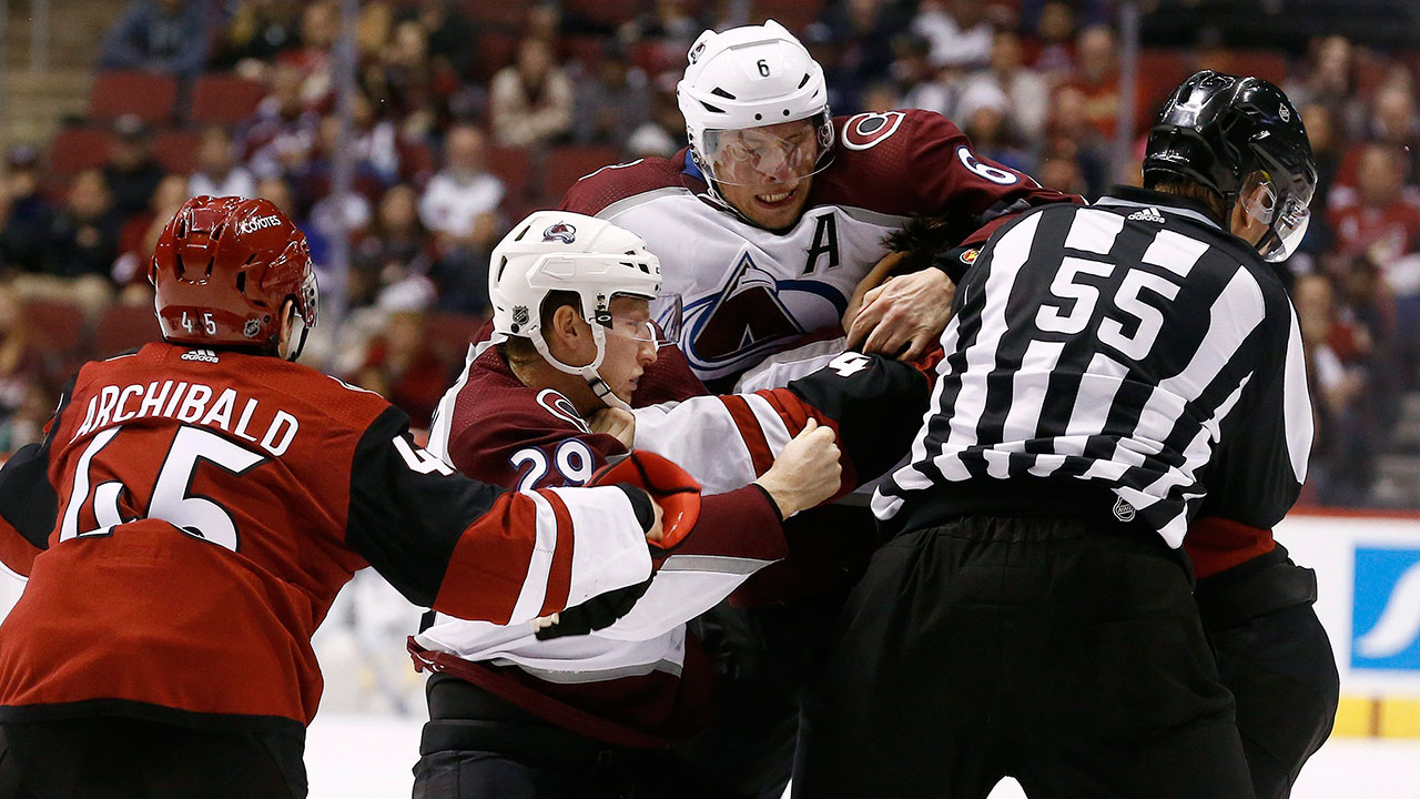 Coyotes-Avalanche-brawl