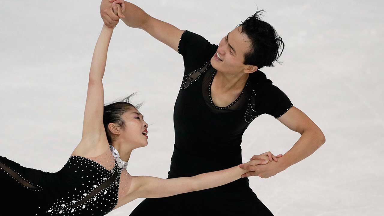 Ryom-Tae-Ok-and-Kim-Ju-Sik