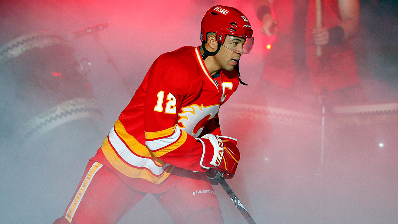 Limited Edition Jarome Iginla Signed Calgary Flames Career Hockey