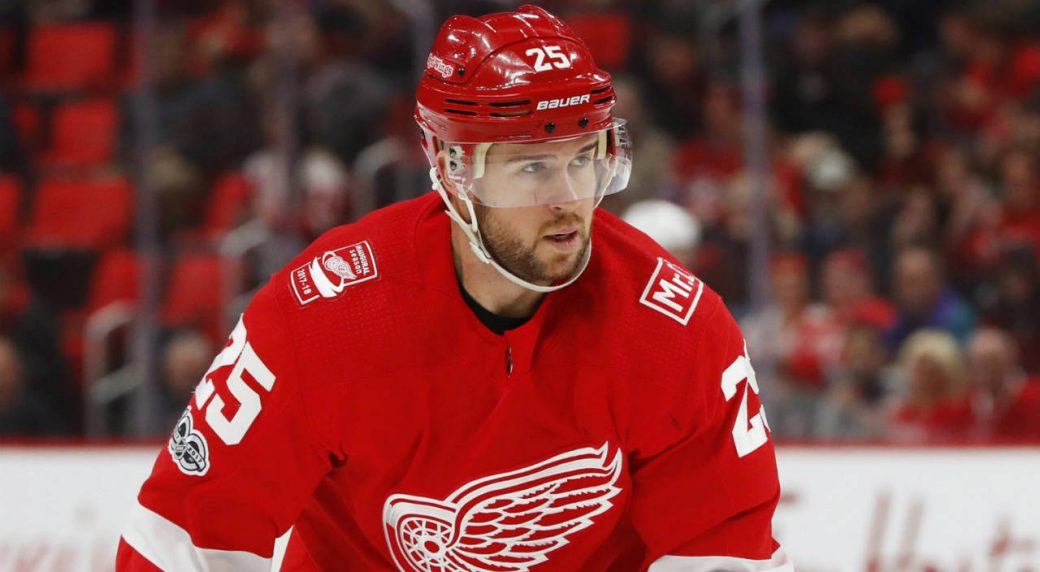 Red Wings' Mike Green to have surgery 