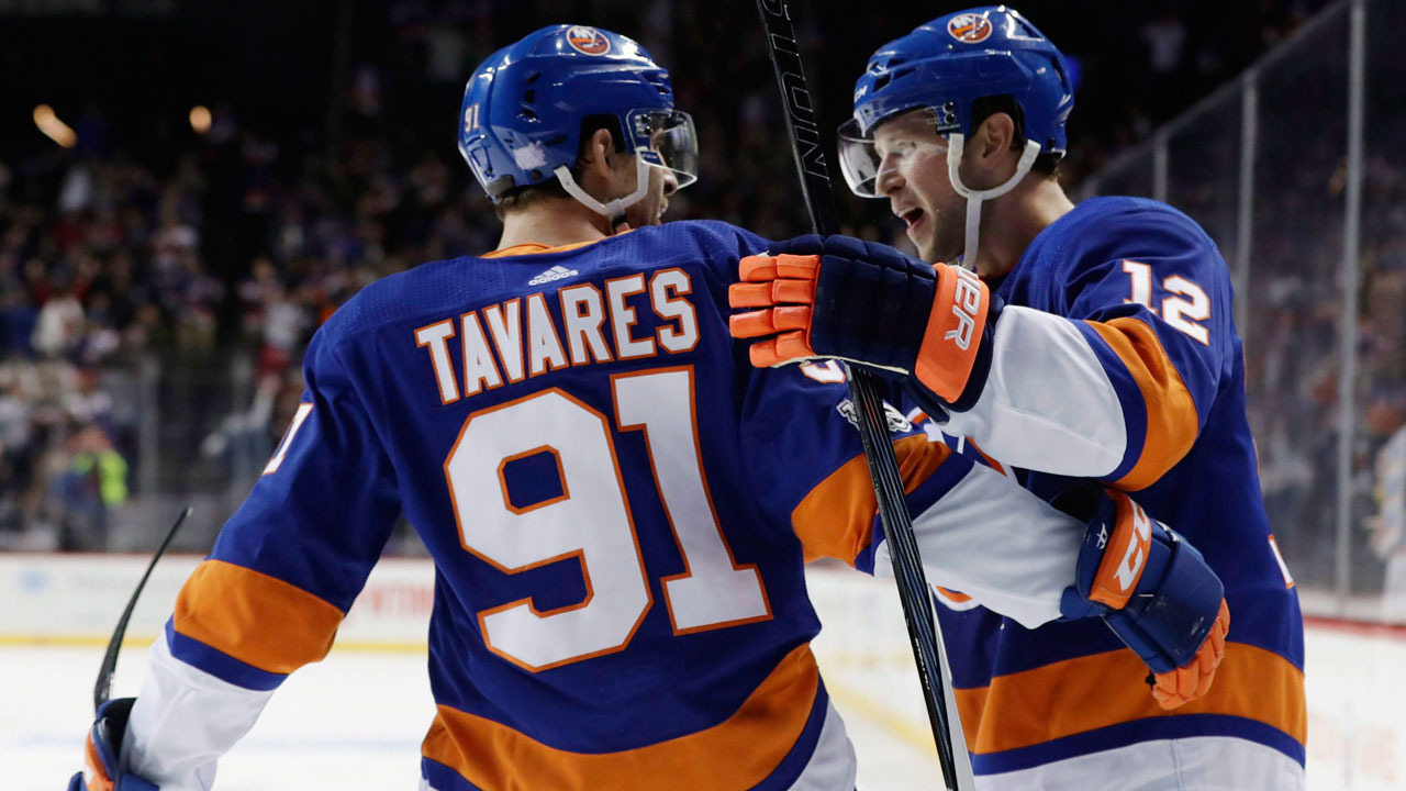 John Tavares' hat trick leads New York Islanders past New Jersey