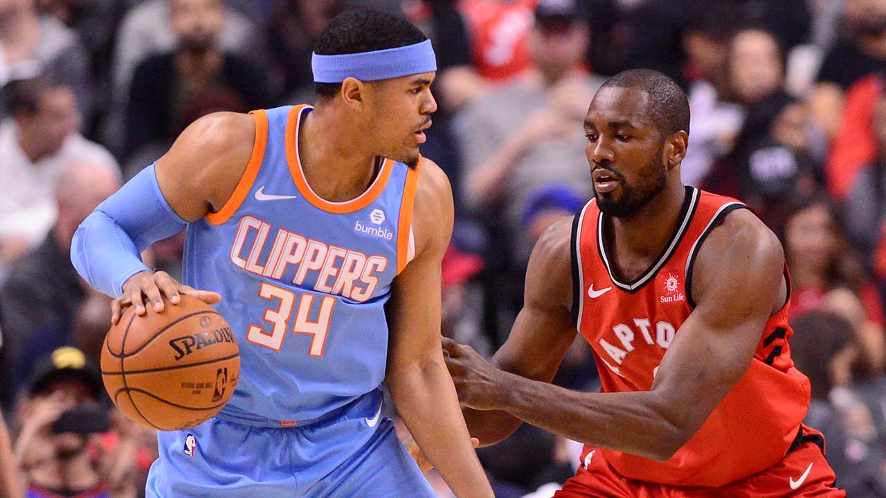 Will Raptors swing a trade for Jazz point guard Mike Conley?
