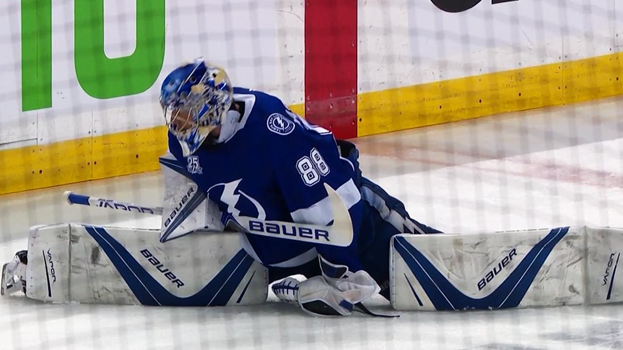 September 25, 2020: Andrei Vasilevskiy stretches across his crease to make  a 𝙧𝙞𝙙𝙞𝙘𝙪𝙡𝙤𝙪𝙨 pad stop. Tampa trailed but ended up mounting a…