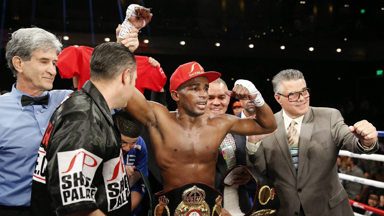 In-this-May-21,-2016,-file-photo,-boxer-Erislandy-Lara-celebrates-after-defeating-Vanes-Martirosyan-in-a-super-welterweight-bout,-in-Las-Vegas.-Lara-is-making-the-sixth-defense-of-his-title-against-undefeated-contender-Terrell-Gausha-on-Saturday,-at-the-Barclays-Center-in-New-York.-(John-Locher,-File/AP)