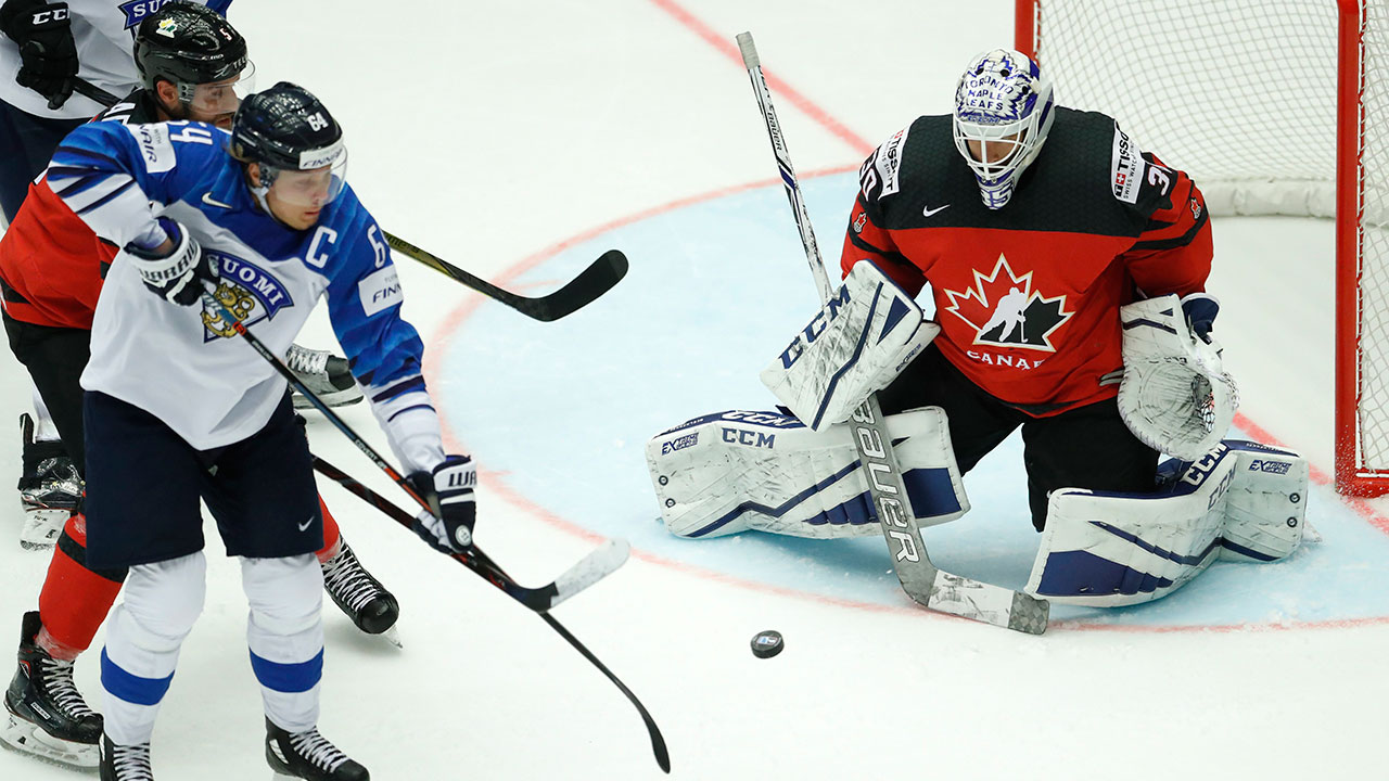 Rantanen scores twice as Finland dumps Canada at hockey worlds