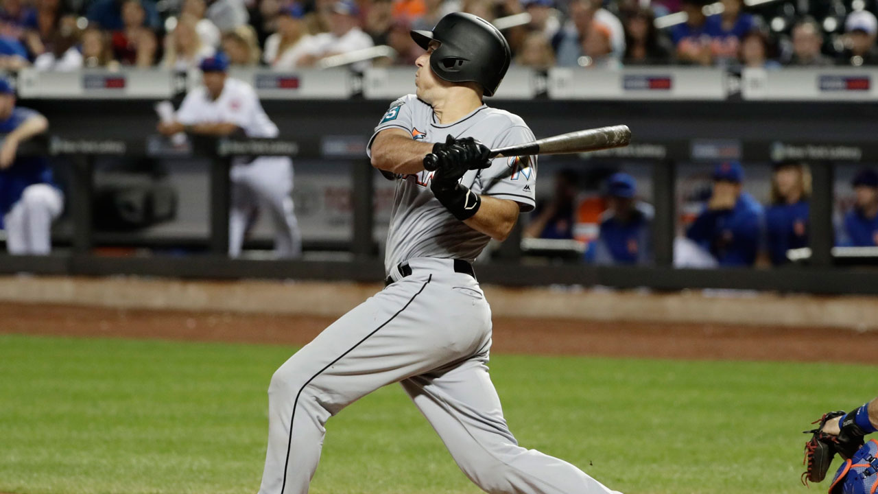 J.T. Realmuto traded to Phillies for 3 players, Aviators/Baseball