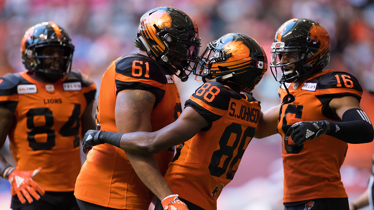 BC-Lions-players-celebrate-touchdown