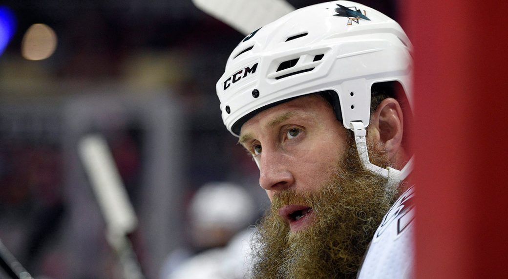 Sportsnet - First look at Joe Thornton in a Toronto Maple