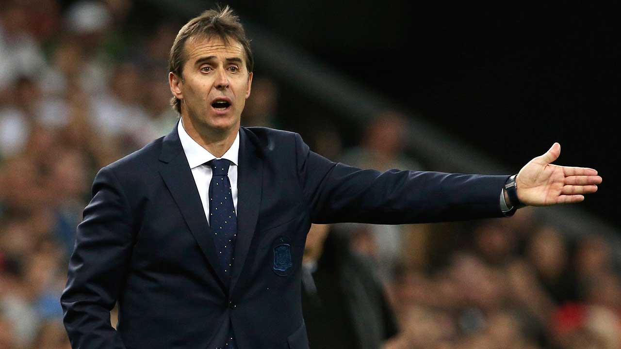 julen-lopetegui-coaching-spain-friendly