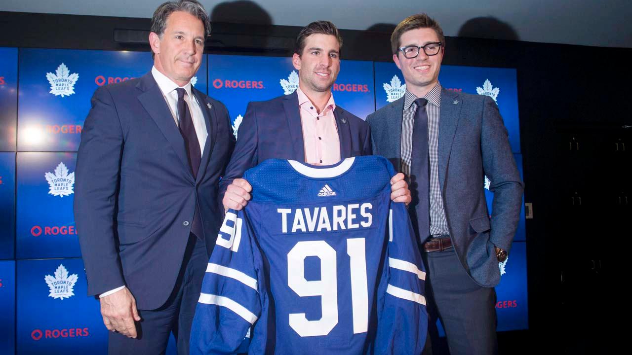 Sportsnet on X: John Tavares has kombucha on tap at home?! 😂  @Steve_Dangle had the @MapleLeafs draw their teammates names from a hat for  a mock Secret Santa holiday gift exchange. 🎁
