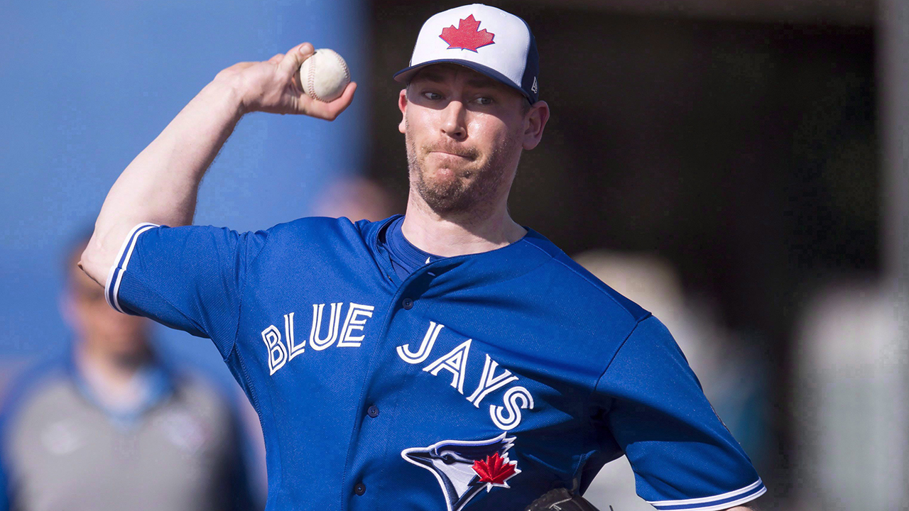 Flagermus Foran gruppe Axford's start highlights uncertainty of Blue Jays' pitching situation