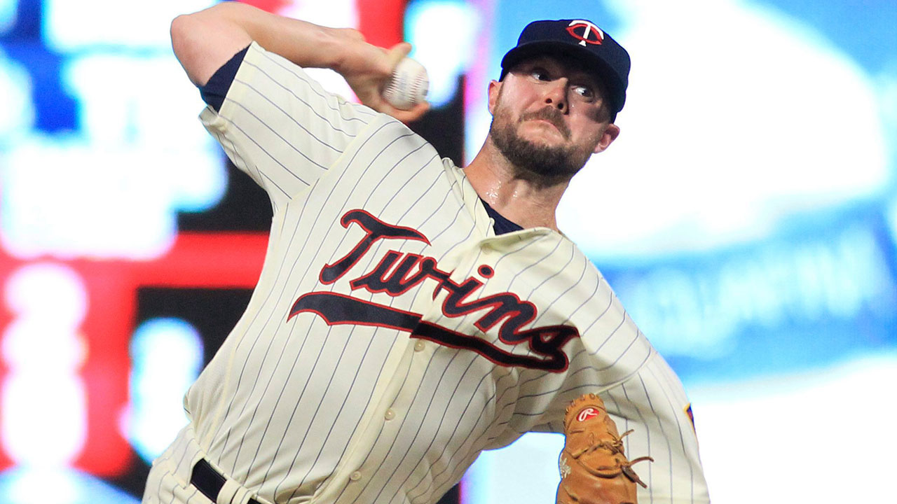 Astros acquire pitcher Ryan Pressly from Twins for Alcala, Celestino