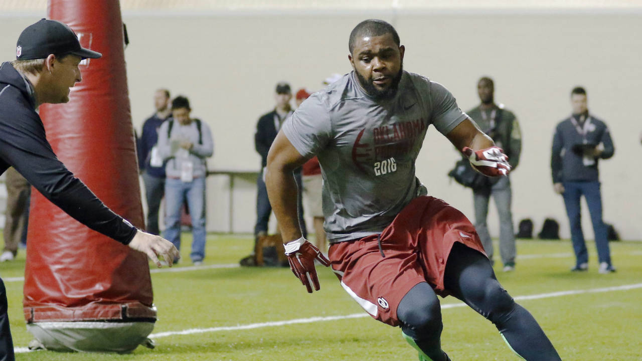 Eric-Striker.-(Alonzo-Adams/AP)