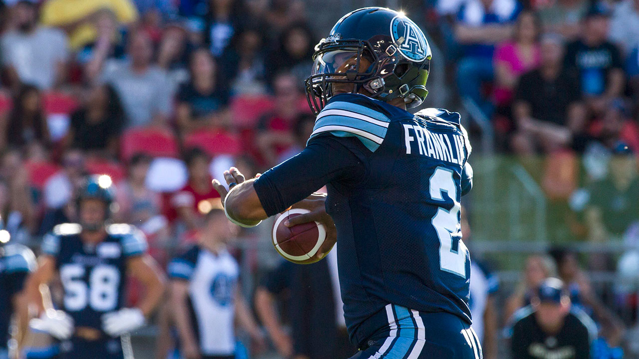 james_franklin_prepares_to_throw_a_football