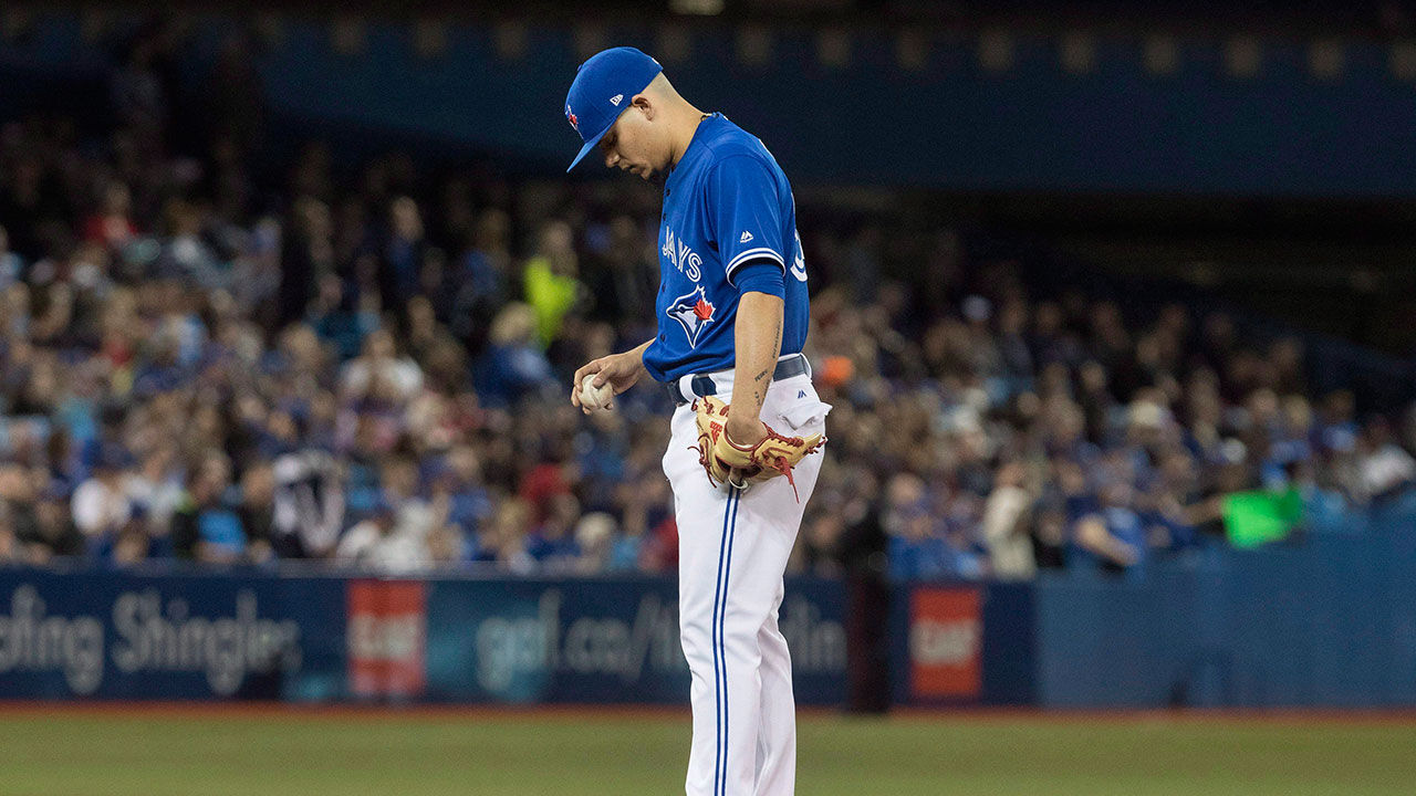roberto-osuna-blue-jays-trade
