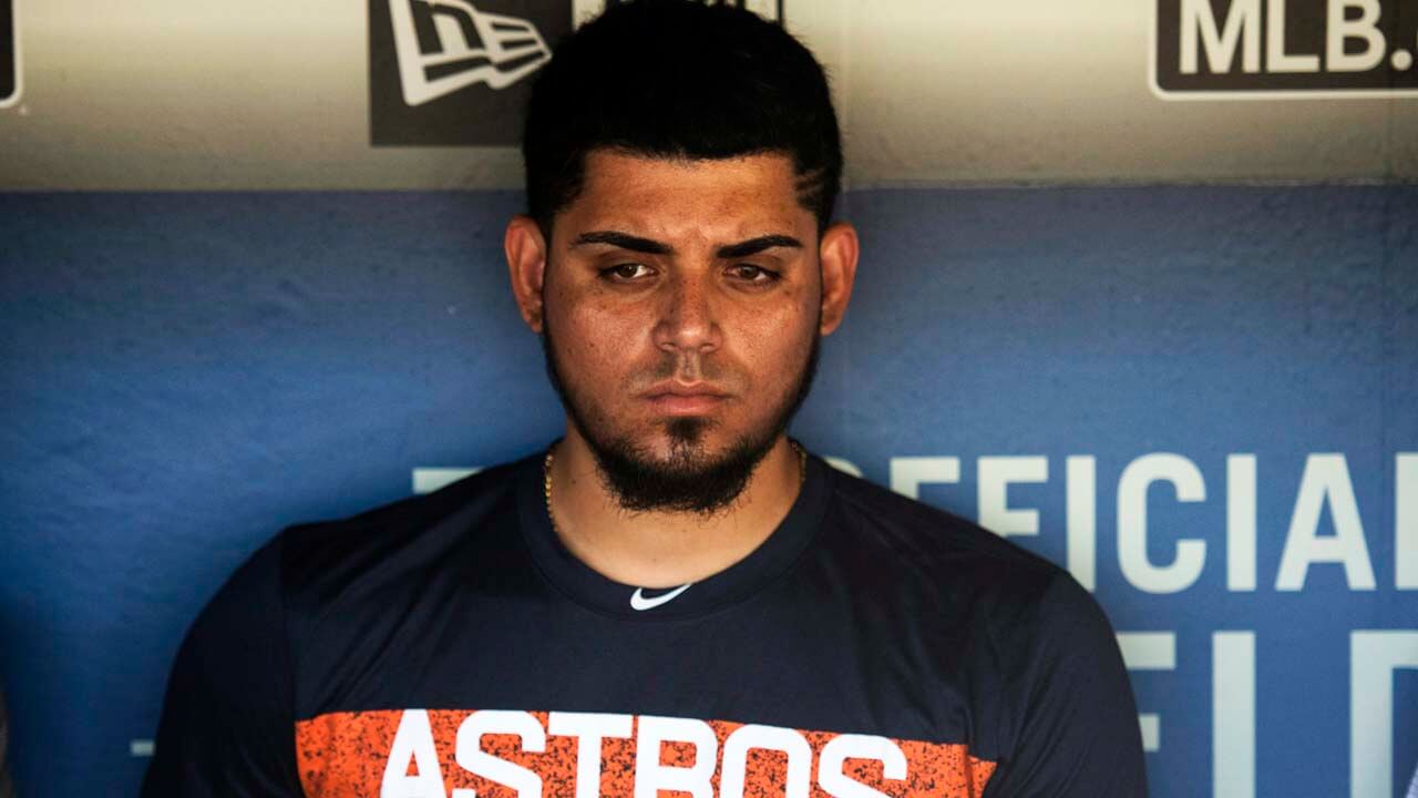 MLB-Astros-Osuna-sitting-in-dugout