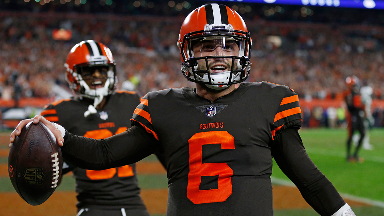 browns-quarterback-baker-mayfield-celebrates-after-two-point-conversion