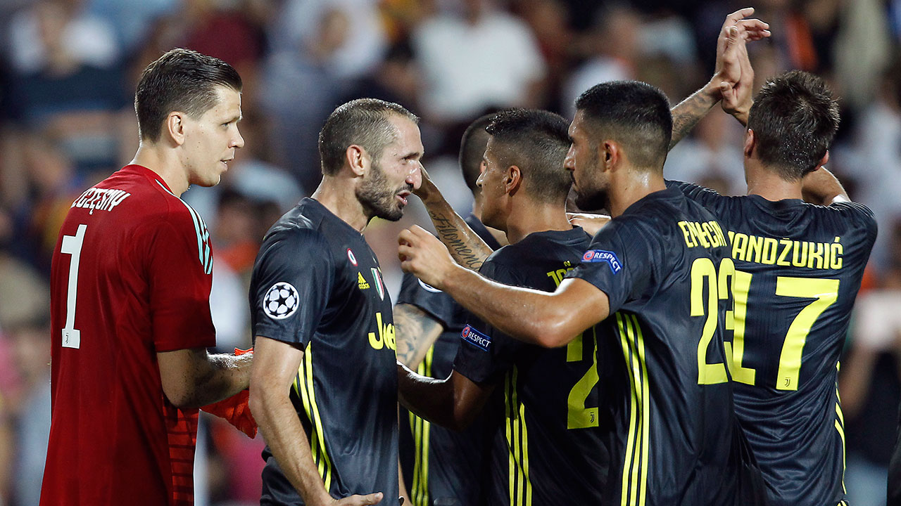 juventus_players_celebrate_a_champions_league_win_over_valencia