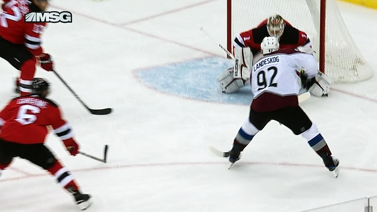 WATCH: Devils' Keith Kinkaid makes ridiculous diving save vs