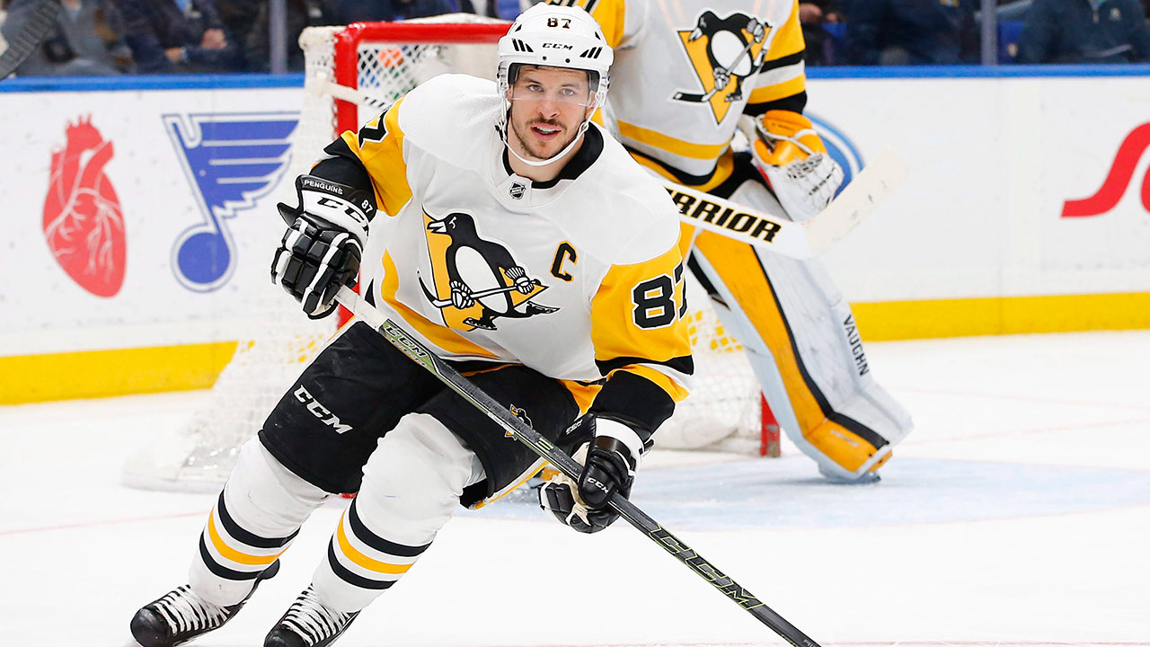 NHL-Penguins-Crosby-skating-against-Blues