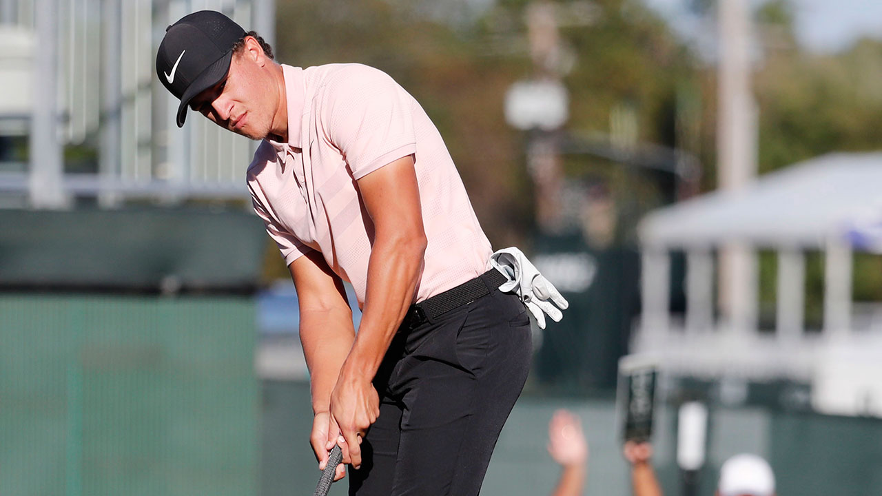 PGA-Cameron-putts-on-18th-hole