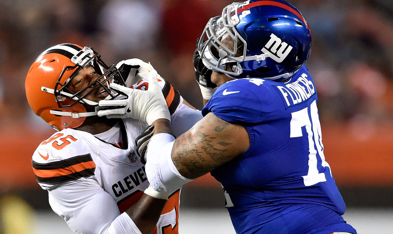 ereck-flowers-blocks-browns-myles-garrett