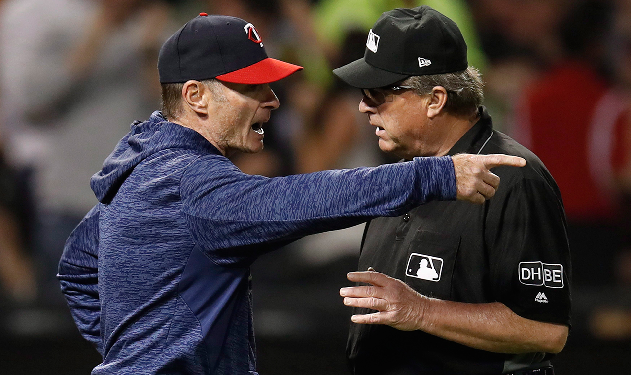paul-molitor-argues-with-umpire-gerry-davis