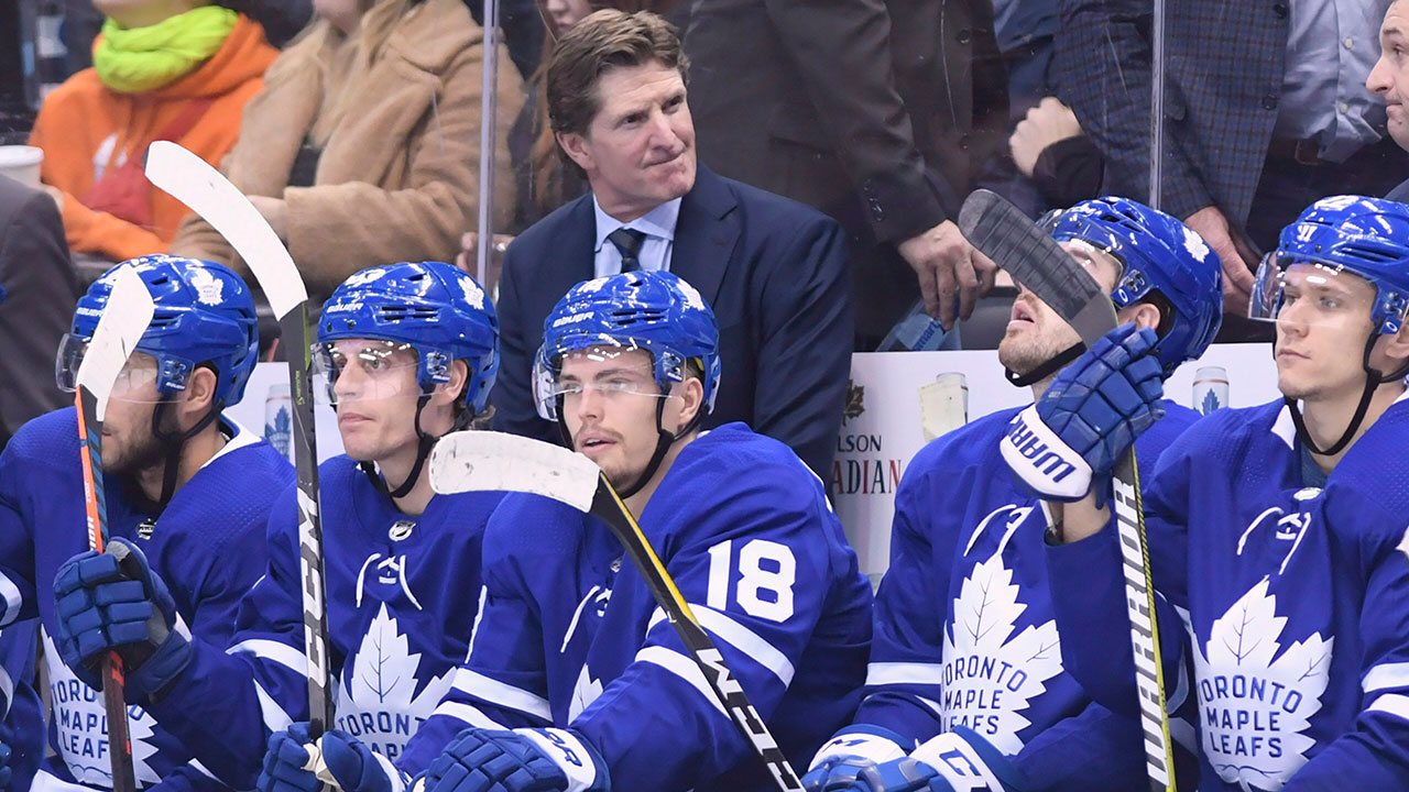 the-maple-leafs-bench-looks-onto-the-ice