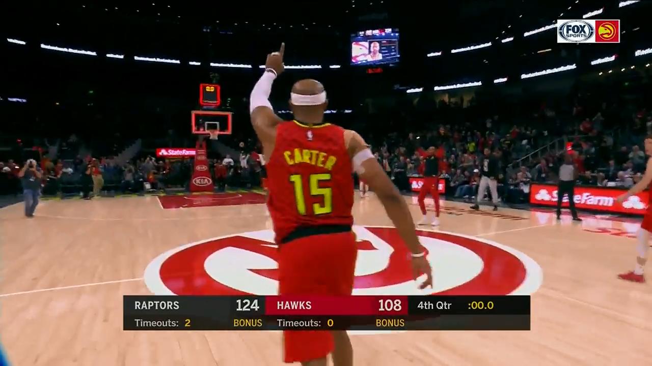 Vince Carter Surpasses 25,000 Career Points with a SLAM!