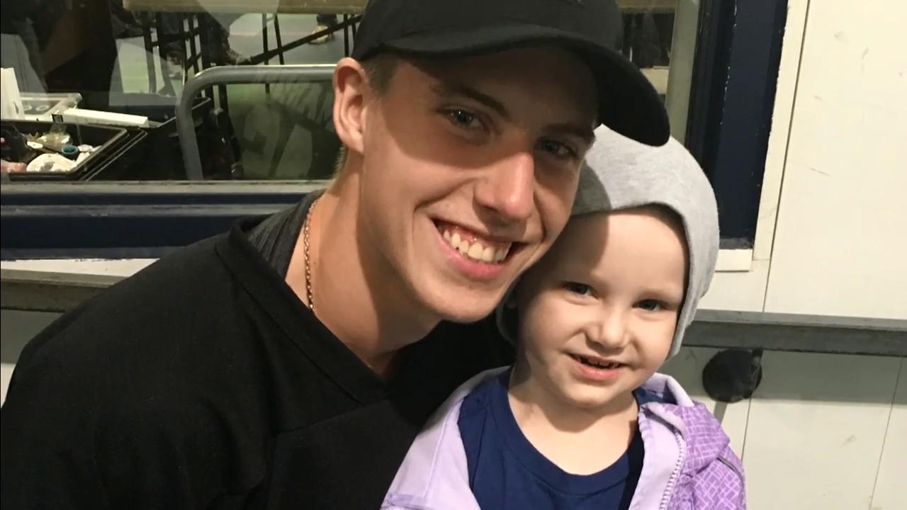 Mitch Marner pays tribute to late Hayden Foulon af