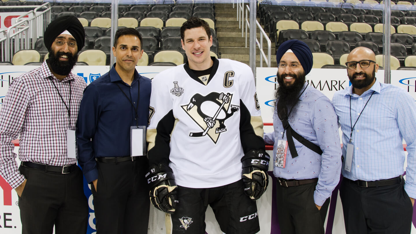 A Punjabi Show Draws New Hockey Fans - The New York Times