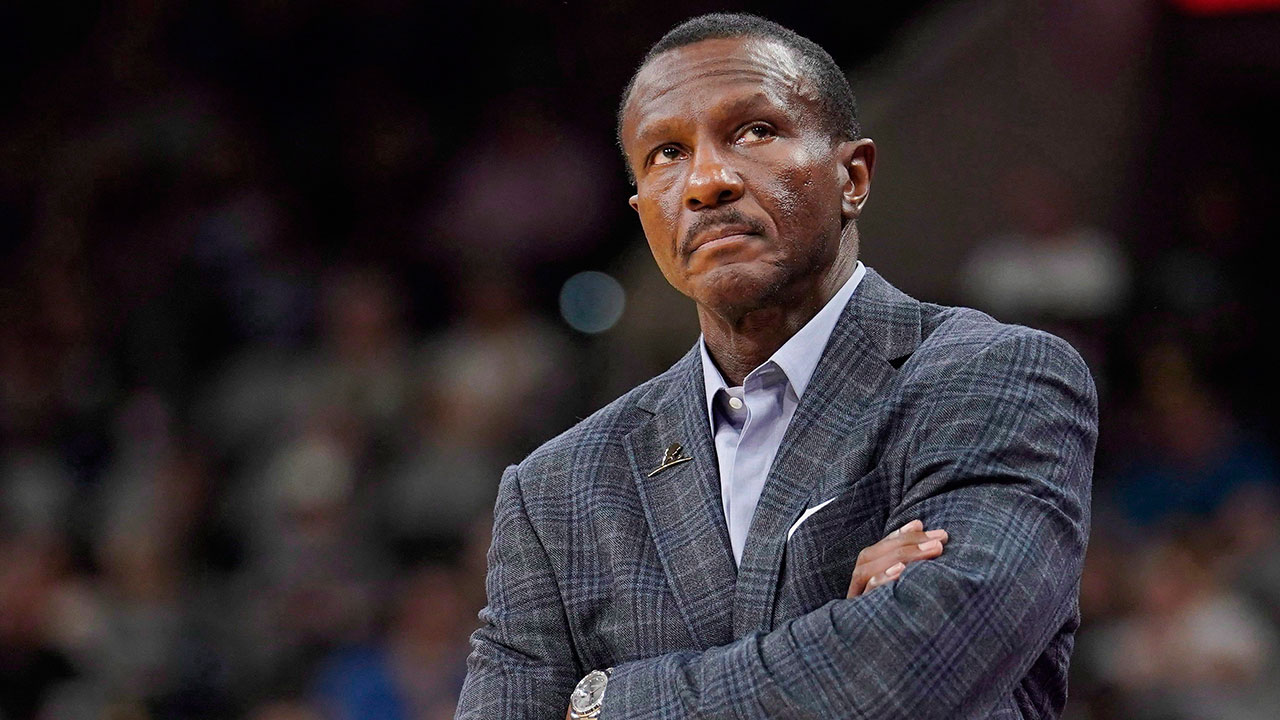 Dwane Casey returns to Toronto free of Raptors' high expectations