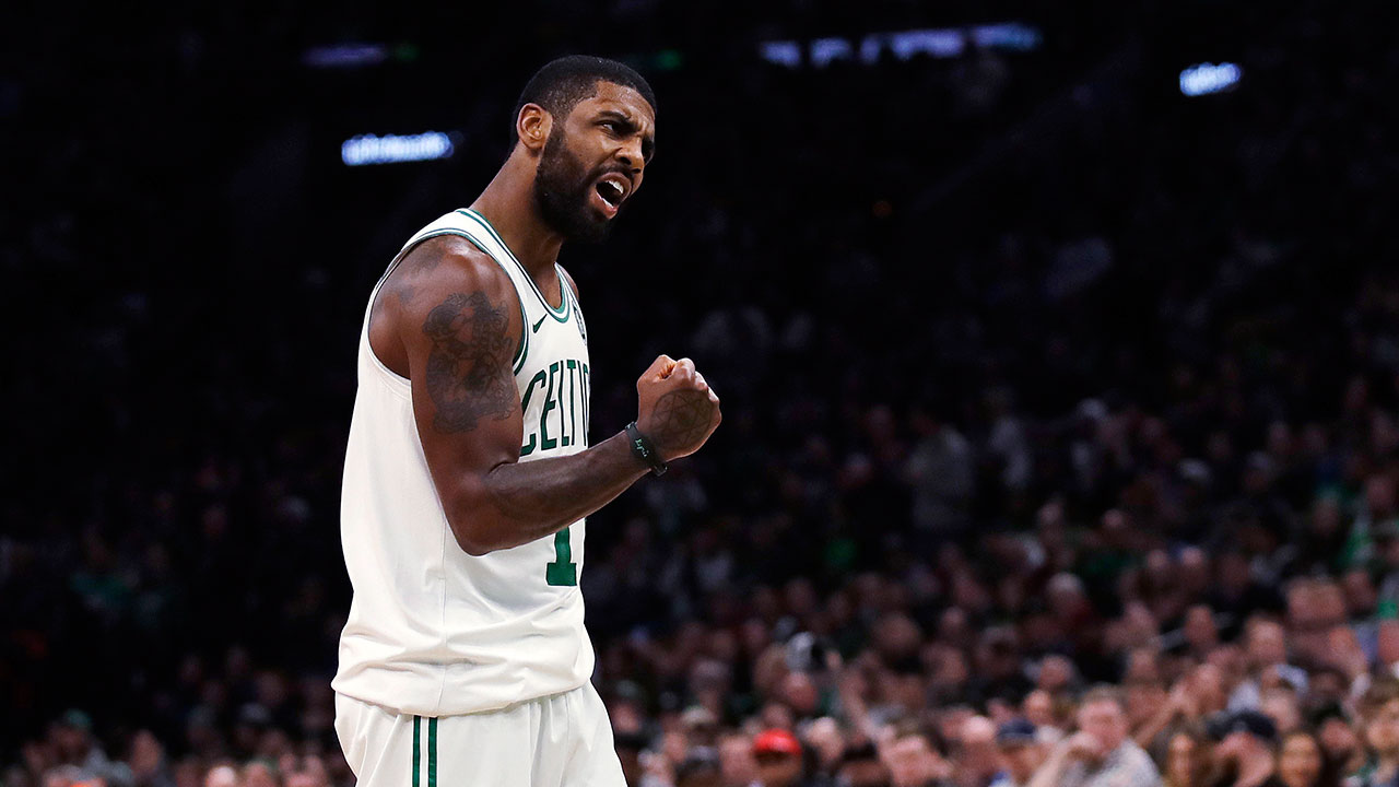 NBA-Celtics-Irving-pumps-fist-against-Bulls