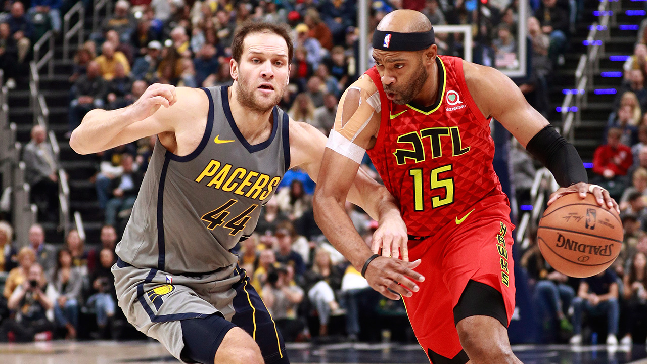 NBA-Hawks-Carter-drives-past-Pacers-Bogdanovic