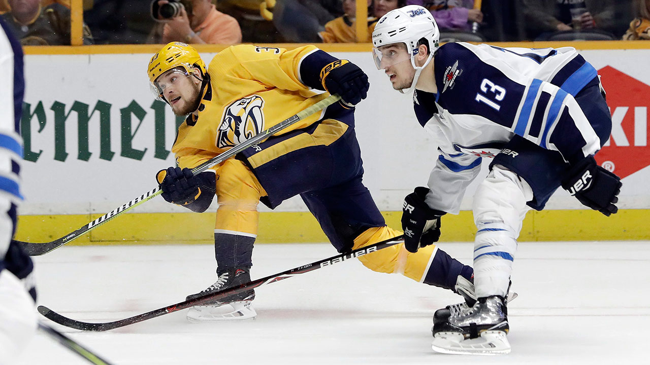 Viktor-Arvidsson-takes-slap-shot
