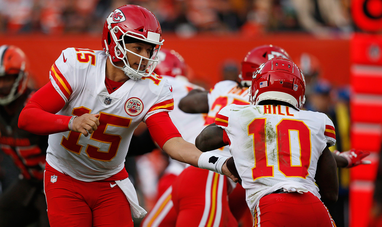 Week 11 NFL picks against the spread: Can Chiefs upset Rams in L.A.?