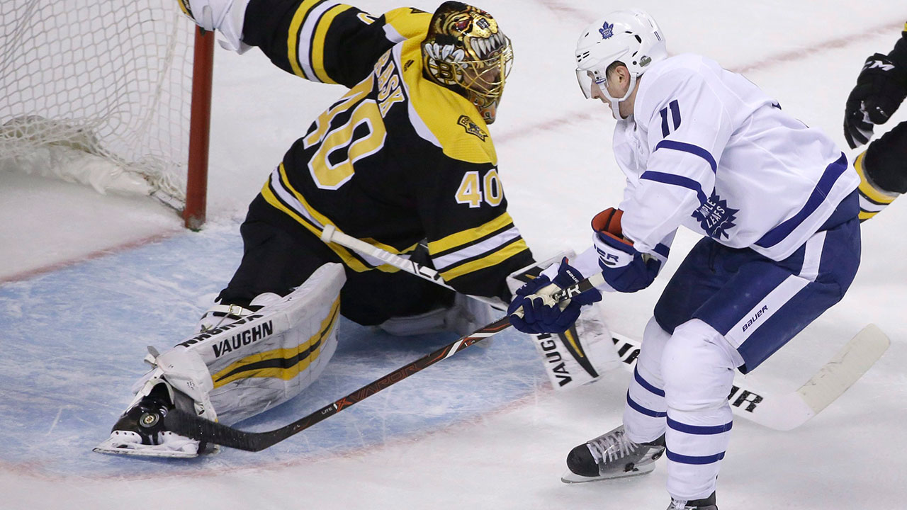 NHL-Leafs-Hyman-shoots-against-Bruins